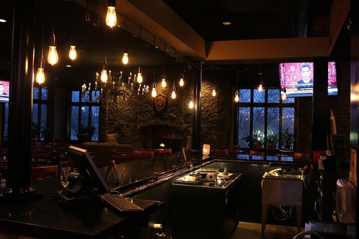 Lounge 41 of 63