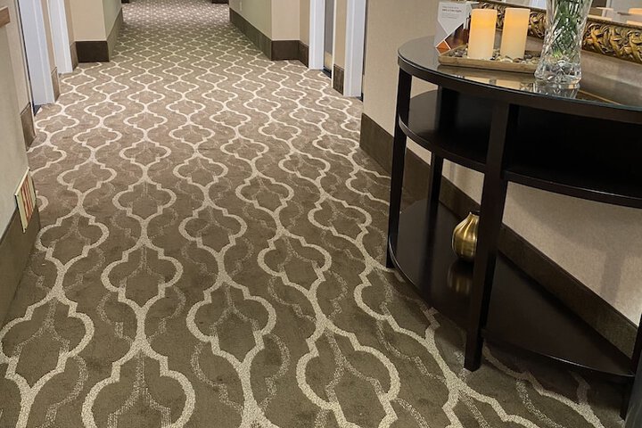 Ballroom/Hall 39 of 44