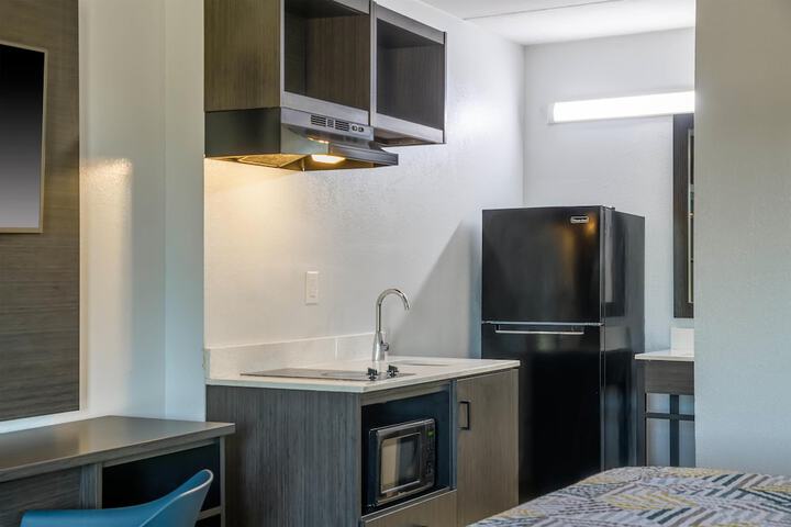 Motel 6 Stockbridge GA – Hwy 138 W