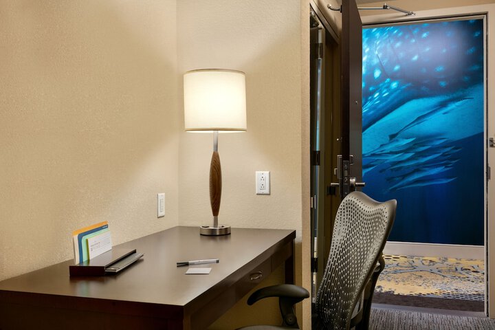 Room 21 of 68