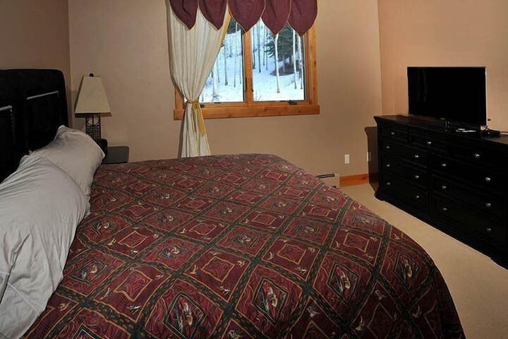 Room 15 of 27