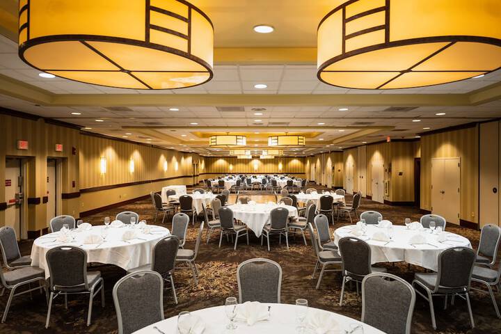 Embassy Suites by Hilton Piscataway Somerset