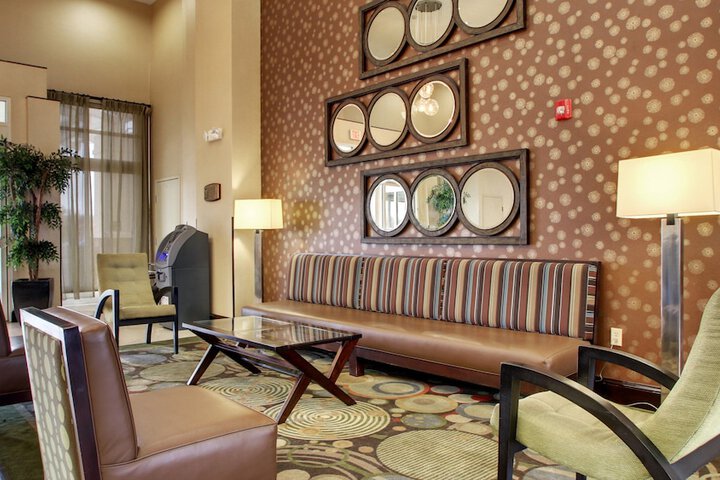 Hotel 10 of 69