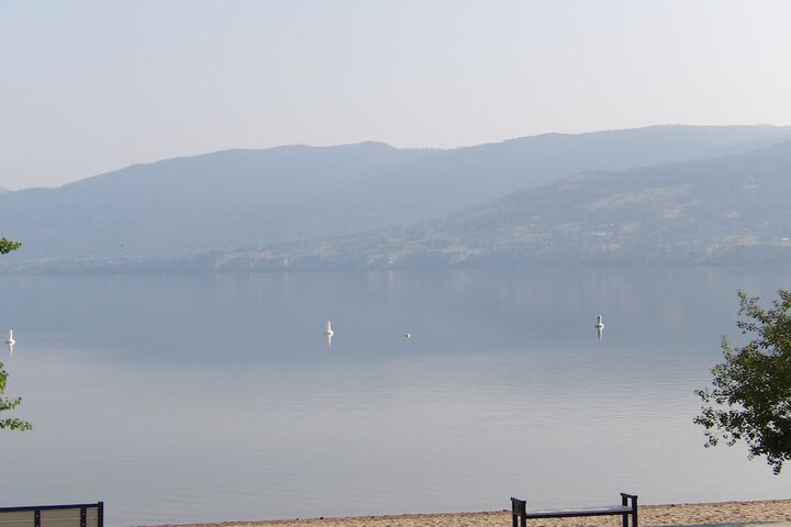 Okanagan Lakefront Resort
