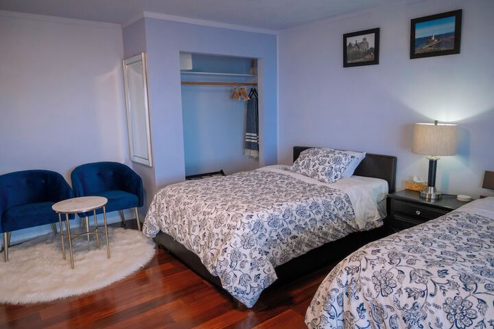 Room 52 of 123