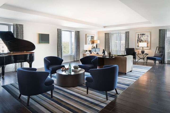 The Logan Philadelphia Curio Collection by Hilton