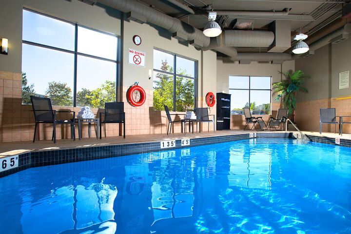 Pool 8 of 27