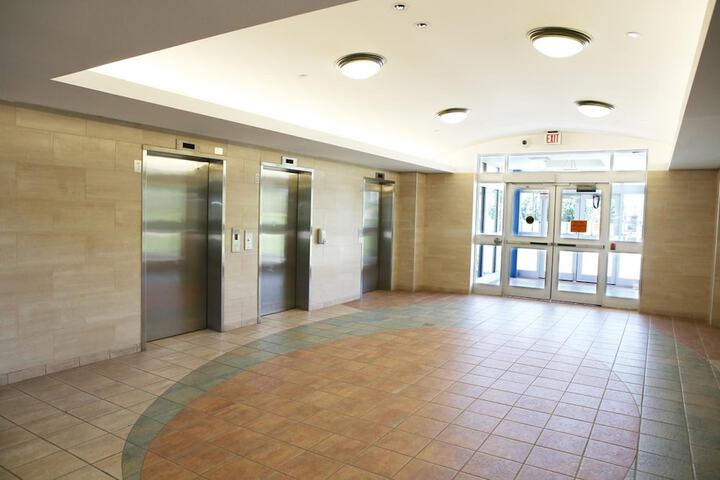 Residence & Conference Centre - Barrie