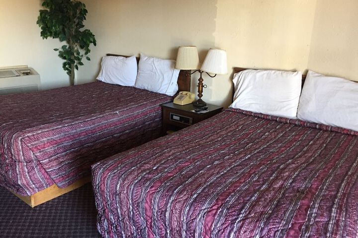 Room 48 of 63