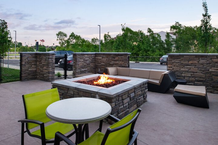 Terrace/Patio 40 of 44