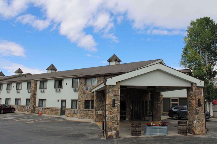 Hotel 2 of 40