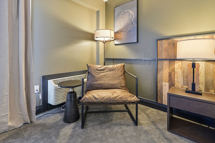 Tremont Lodge & Resort