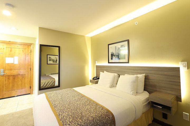 Room 43 of 67