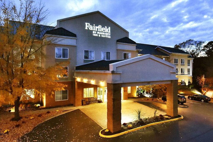 Hotel 3 of 52