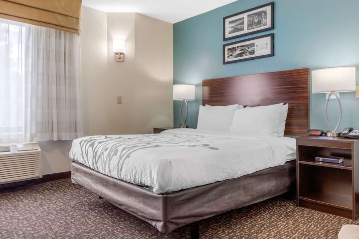 Room 22 of 46