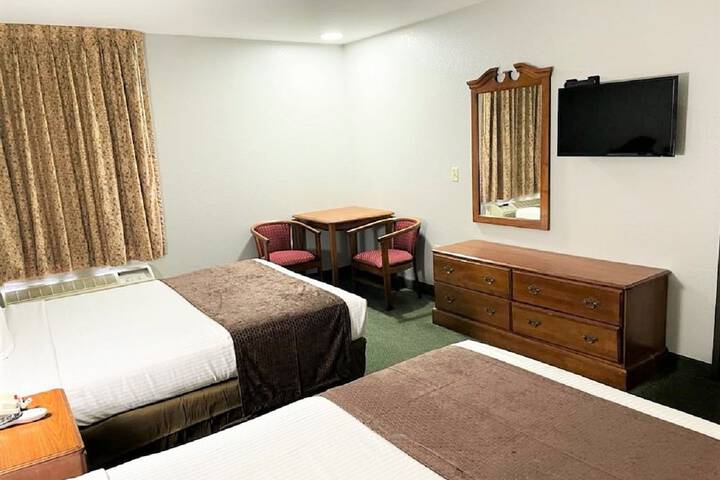 Star City Inn & Suites