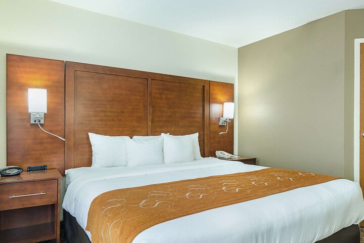 Room 10 of 50
