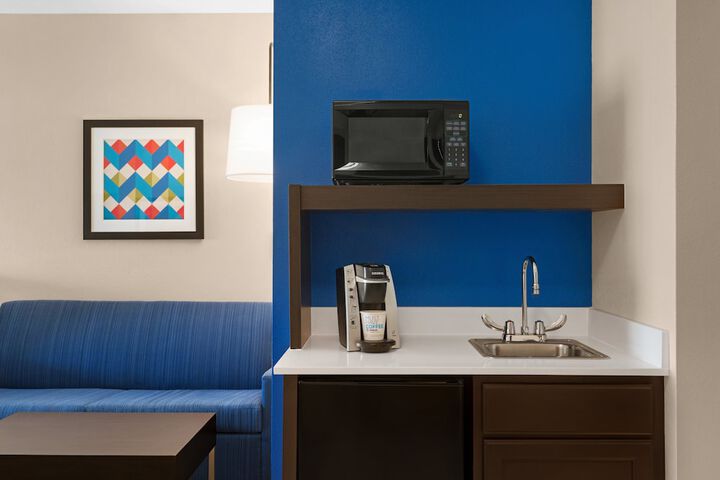Holiday Inn Express & Suites McAlester by IHG