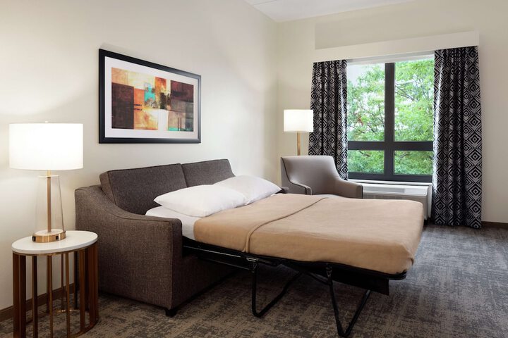 Room 18 of 46