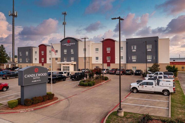Hotel 6 of 23