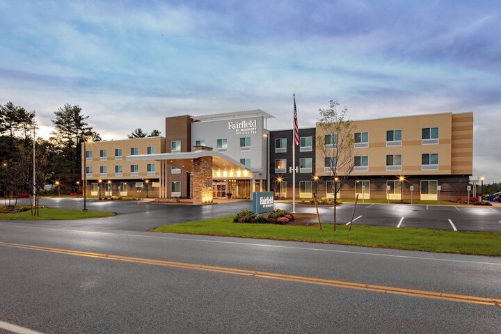 Fairfield Inn & Suites by Marriott Queensbury Glens Falls / Lake George Area