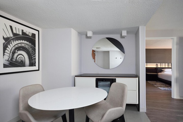 Hyatt Regency Chicago