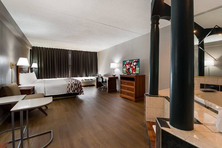 Room 18 of 51