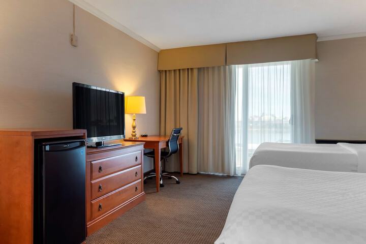 Room 41 of 64