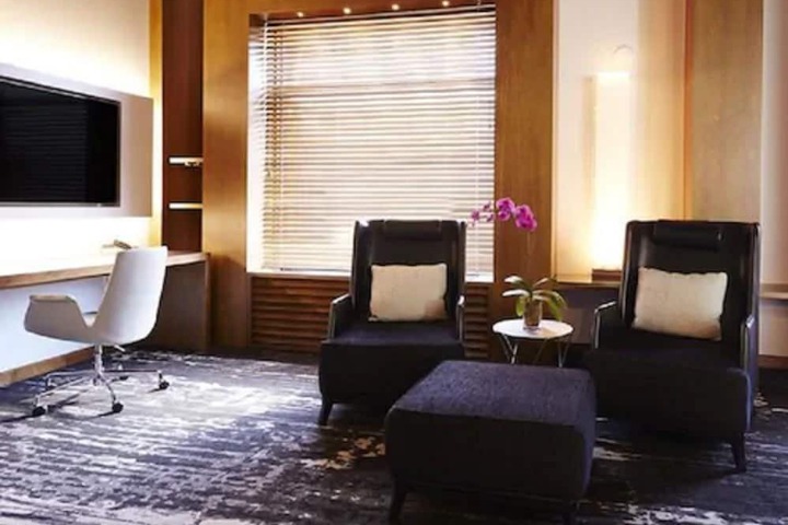 Room 26 of 42