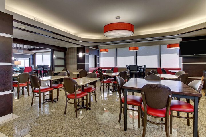 Heritage Inn Suites Houston / Sugar Land Trademark by Wyndham