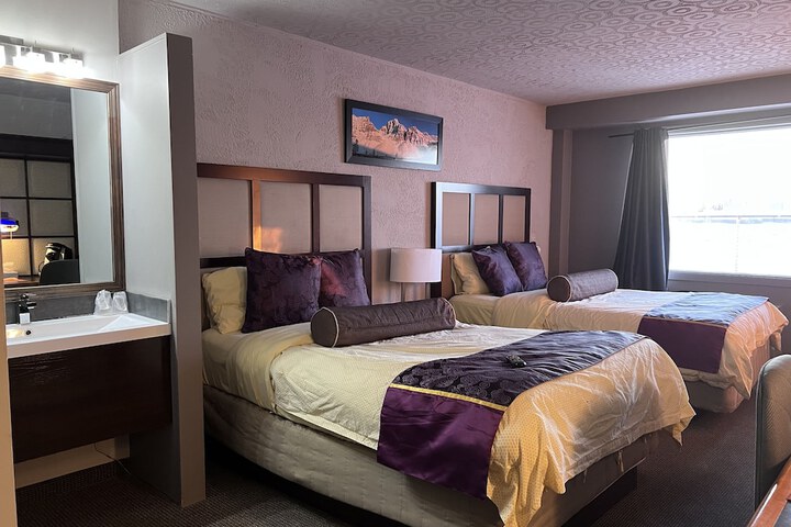 Room 25 of 59