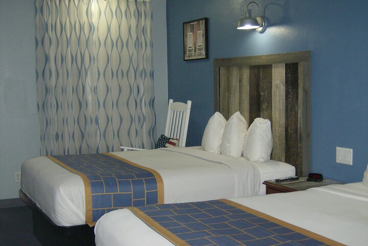 Room 16 of 38