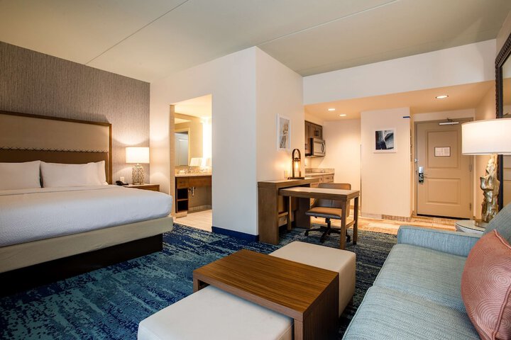 Room 18 of 31