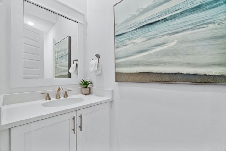 Prominence on 30A by Panhandle Getaways
