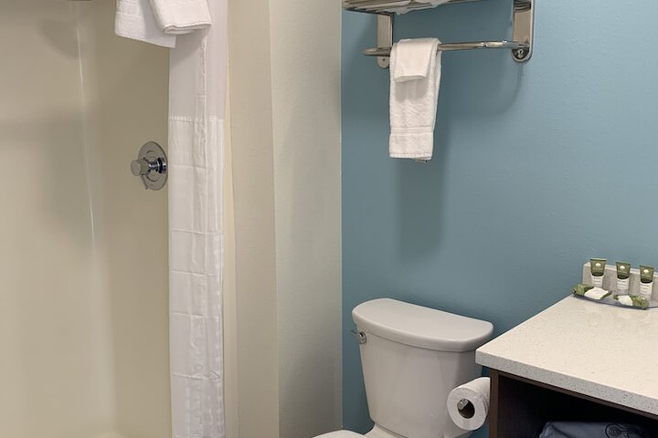 Room 14 of 33
