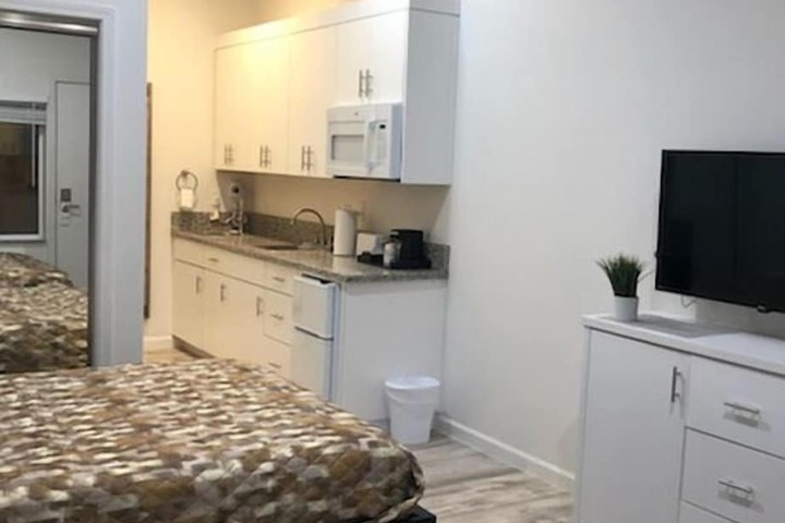 Room 14 of 17