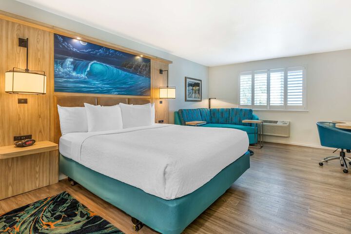 Room 30 of 41