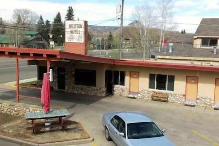 Hotel 3 of 40