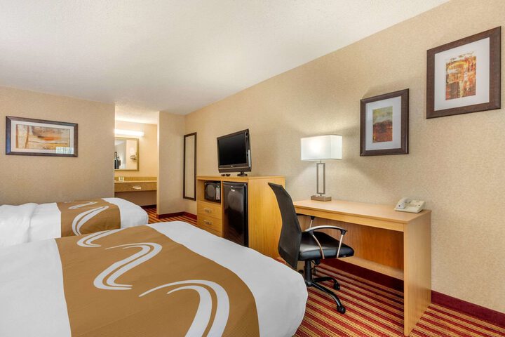 Quality Inn Exit 4