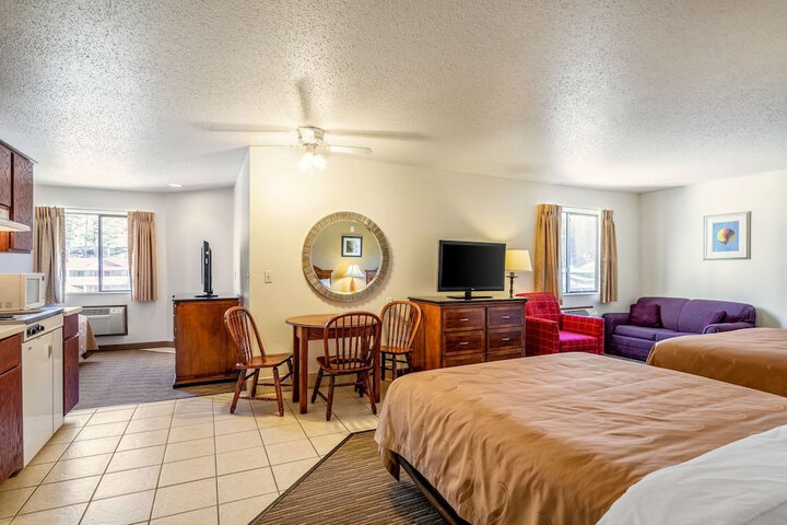 Quality Inn Keystone near Mount Rushmore