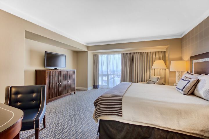 Omni Los Angeles Hotel at California Plaza