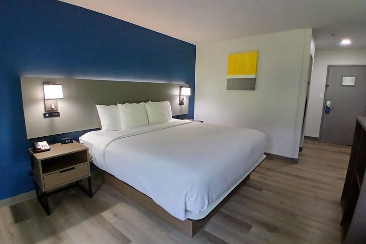 Comfort Inn Marion near Downtown & Blue Ridge PKWY
