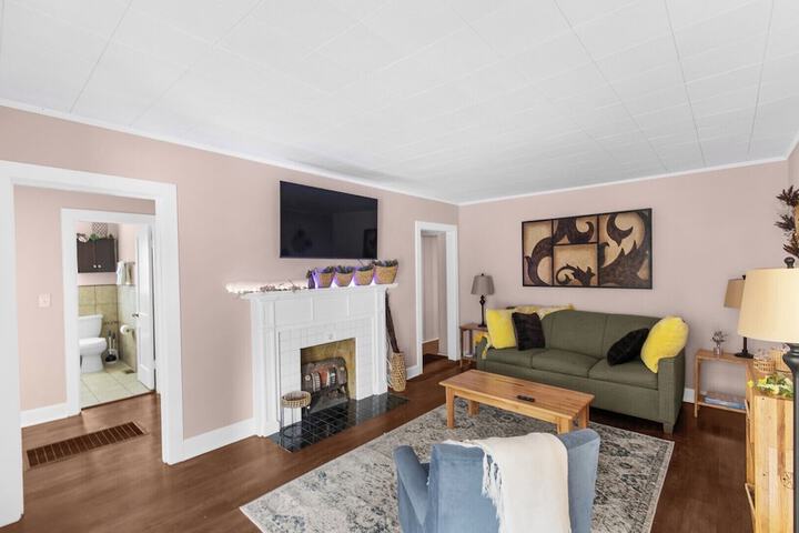 Blushing Bungalow