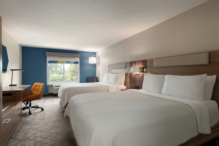 Holiday Inn Express Hotel & Suites NORTH FREMONT by IHG