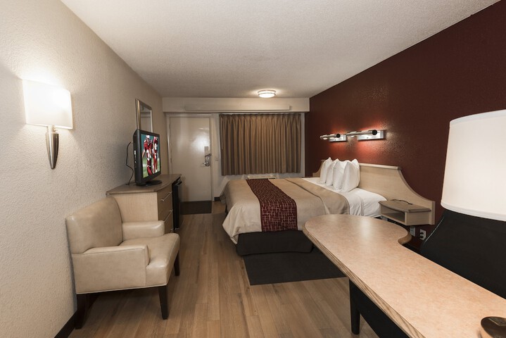 Room 8 of 24