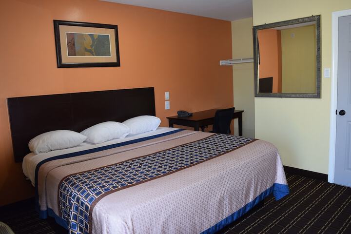 White Oaks Motel Pennsville / Carneys Point