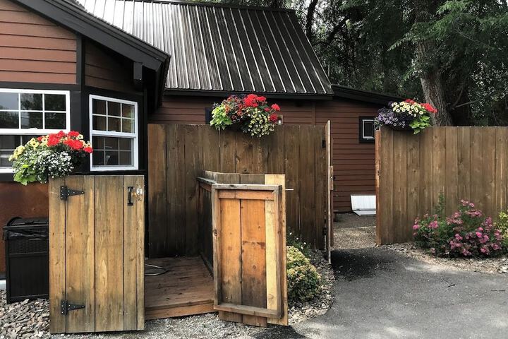 Twisp River Suites