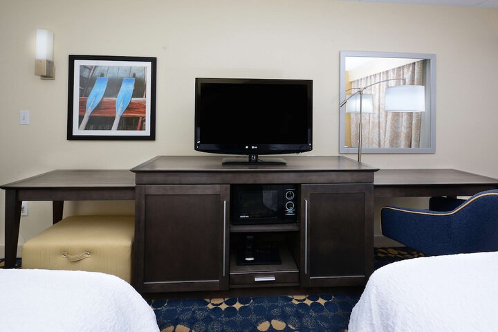 Room 17 of 32