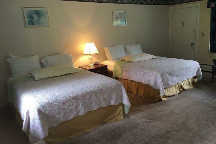 Room 27 of 81