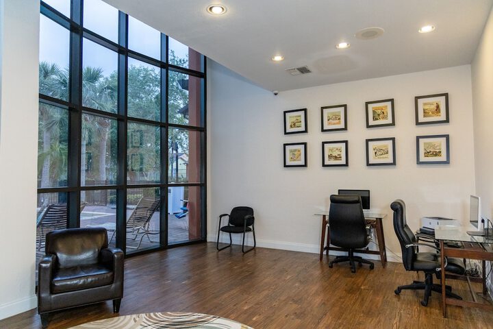 Business Center 69 of 83